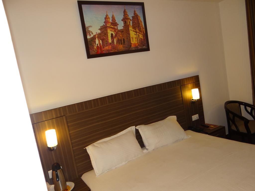 Janhvi International Hotel