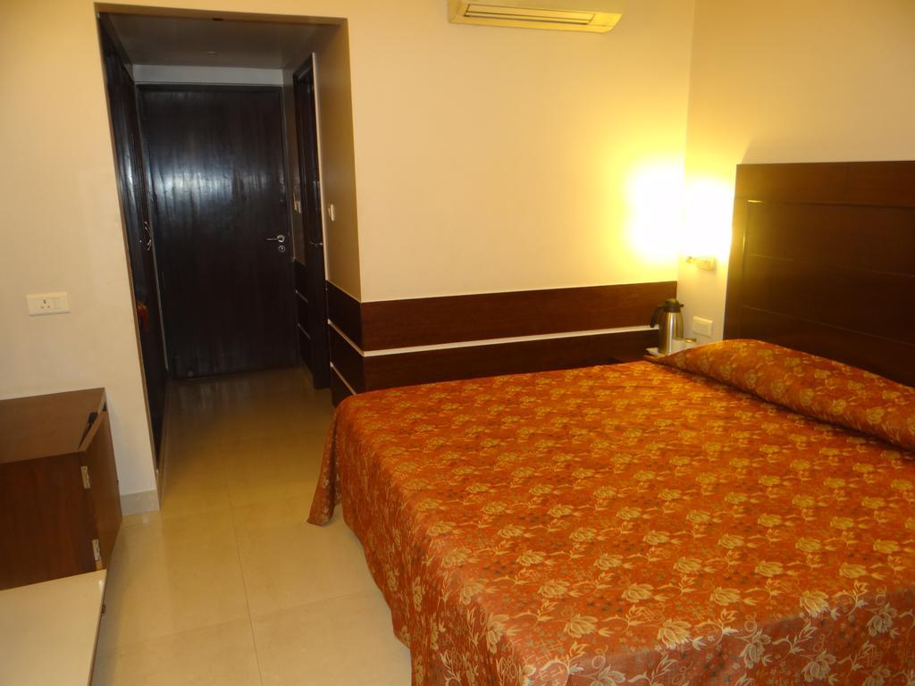 Janhvi International Varanasi