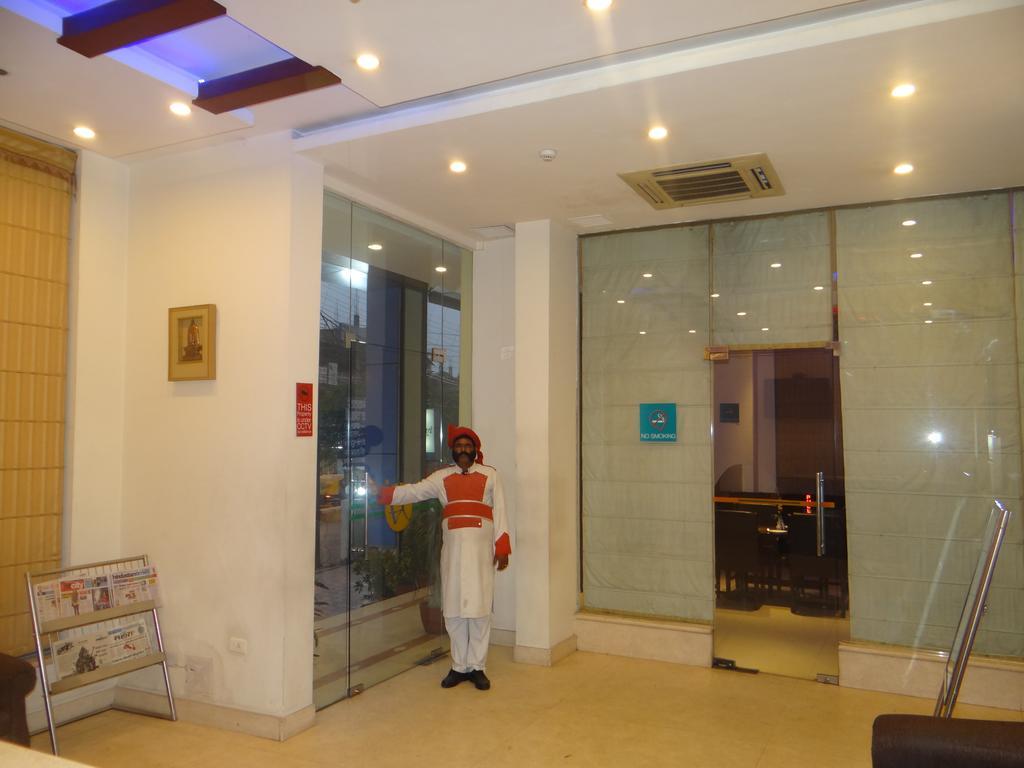 Janhvi International Varanasi