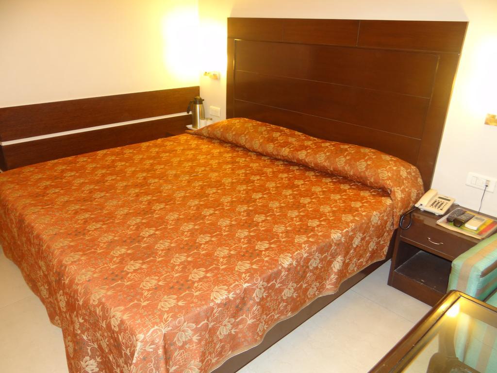 Hotel Janhvi International Varanasi